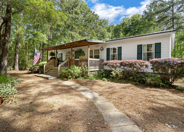 Property at 139 Moultrie Plantation Rd, Ridgeland, SC 29936, 3 beds, 2 baths