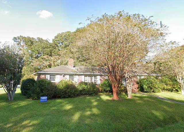 Property at 1238 Harrow St, Charleston, SC 29407, 3 beds, 1 bath