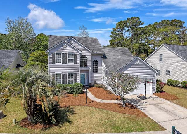 Property at 1310 Belhaven Dr, Mount Pleasant, SC 29466, 4 beds, 2.5 baths