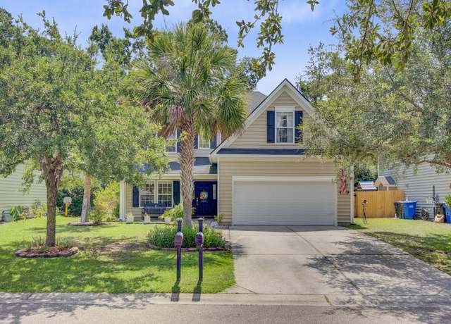 Property at 5212 Mulholland Dr, Summerville, SC 29485, 4 beds, 2.5 baths