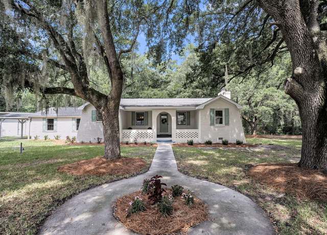 Property at 1422 Alexander, Summerville, SC 29486, 4 beds, 2 baths