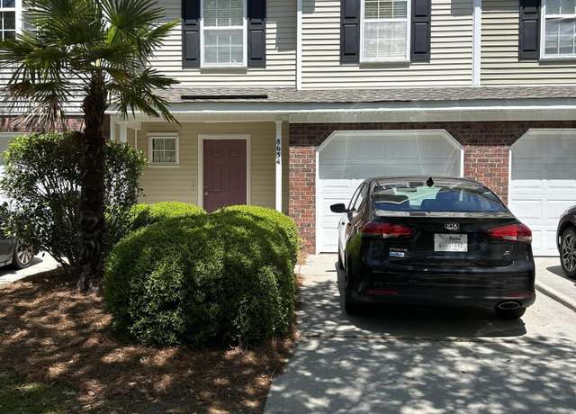 Property at 8634 Grassy Oak Trl, North Charleston, SC 29420, 2 beds, 2.5 baths