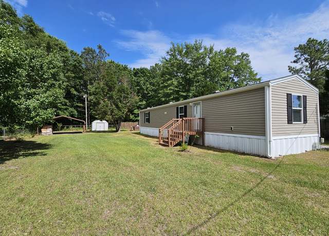 Property at 2719 Mallett Rd, Manning, SC 29102, 2 beds, 2 baths