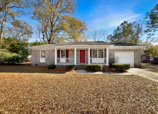 Property at 3 Tommy Cir, Goose Creek, SC 29445, 3 beds, 2.5 baths