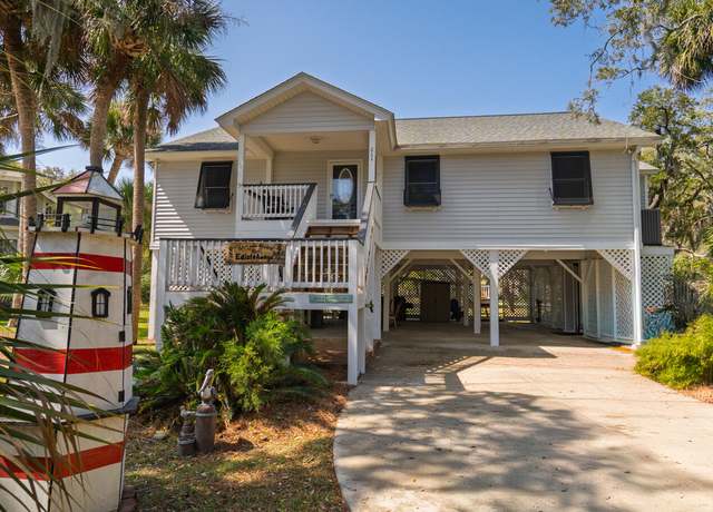 Property at 864 Club Cottage Rd, Edisto Beach, SC 29438, 3 beds, 2 baths