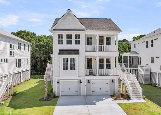 Property at 1056 Capersview Ct, Awendaw, SC 29429, 5 beds, 4.5 baths