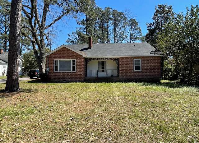Property at 502 May St, Saint George, SC 29477, 4 beds, 1.5 baths