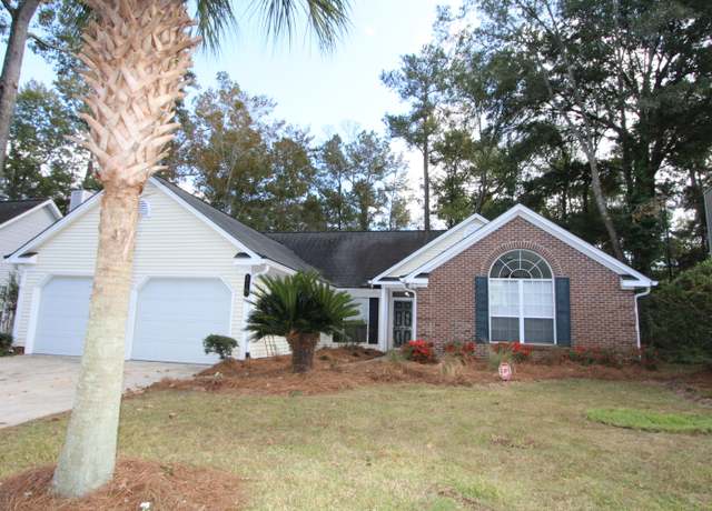 Property at 110 Smithfield Ave, Summerville, SC 29485, 4 beds, 2 baths