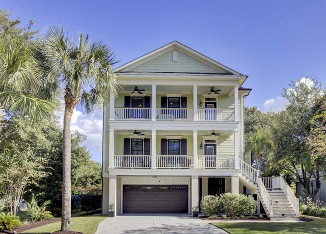 Property at 828 Bridge Point Cir, Mount Pleasant, SC 29464, 4 beds, 4.5 baths