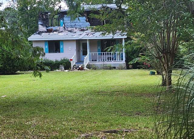 Property at 1132 Brownswood Rd, Johns Island, SC 29455, 3 beds, 2 baths