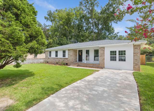 Property at 124 Wells Rd, Goose Creek, SC 29445, 3 beds, 2 baths