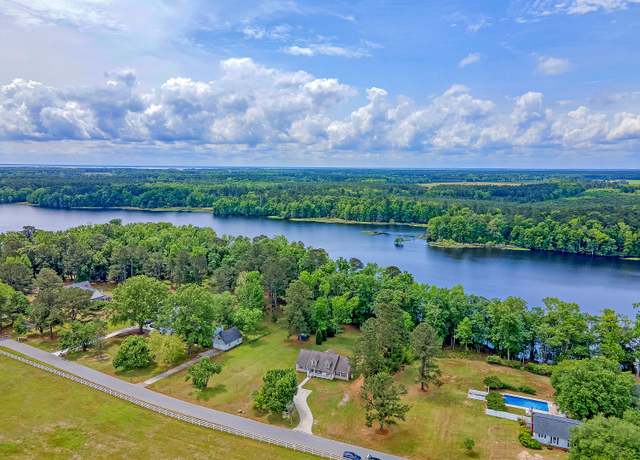 Property at 1403 Winnwood Ln, Summerton, SC 29148, 3 beds, 2 baths