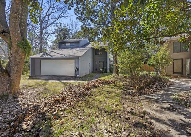 Property at 9 Stallion Ct, Charleston, SC 29407, 3 beds, 2.5 baths