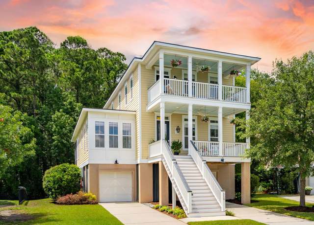 Property at 119 Sandshell Dr, Charleston, SC 29492, 4 beds, 3.5 baths