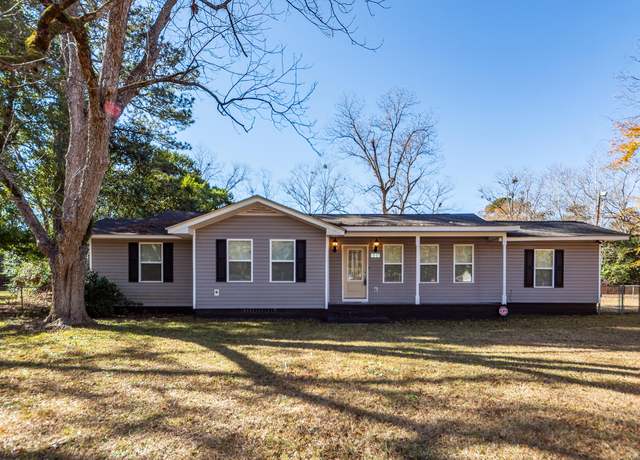 Property at 968 Morningside Dr, Sumter, SC 29153, 4 beds, 2 baths