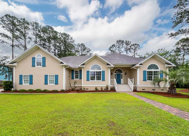 Property at 287 Commonwealth Rd, Mount Pleasant, SC 29466, 4 beds, 3.5 baths