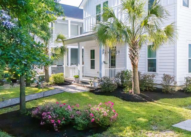 Property at 120 E Respite Ln, Summerville, SC 29483, 4 beds, 2.5 baths