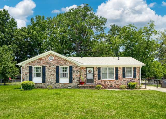 Property at 7640 Brandywine Rd, North Charleston, SC 29420, 3 beds, 2 baths