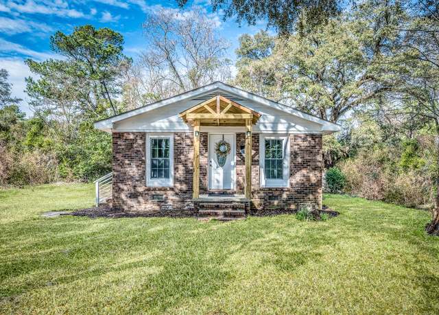 Property at 503 Wheeler St, Kingstree, SC 29556, 2 beds, 2.5 baths