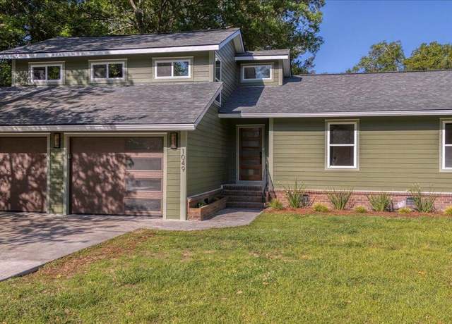 Property at 1049 Bradford Ave, Charleston, SC 29412, 4 beds, 3 baths