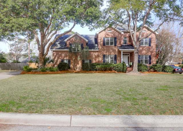 Property at 904 Watermelon Run, Charleston, SC 29412, 3 beds, 2.5 baths