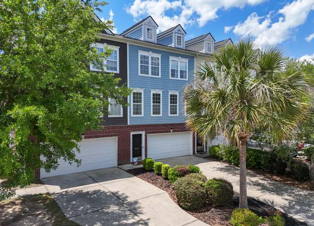 Property at 9206 Southern Oak Lane Ln, Ladson, SC 29456, 3 beds, 3.5 baths