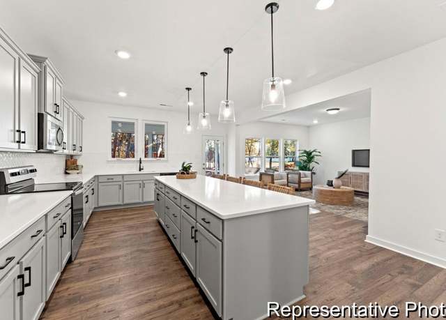 Property at 279 Surf Bird Rd #465, Summerville, SC 29486, 5 beds, 3.5 baths