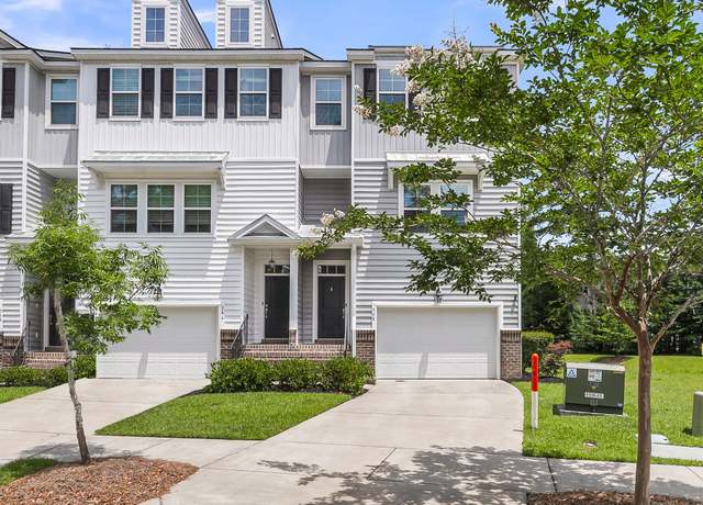 Property at 348 Spindlewood Way, Charleston, SC 29414, 4 beds, 3.5 baths