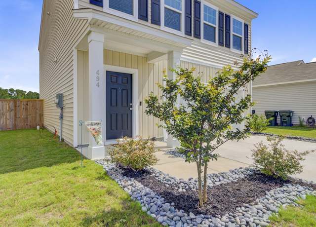 Property at 494 Pender Woods Dr, Summerville, SC 29486, 3 beds, 2.5 baths