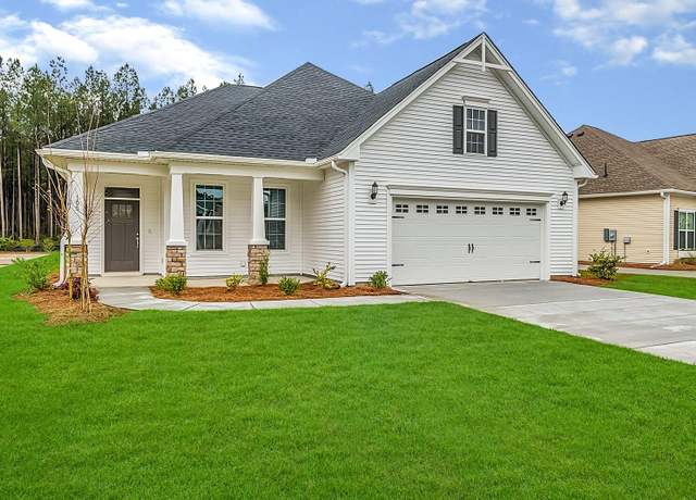Property at 140 Seaton St, Summerville, SC 29486, 3 beds, 2 baths