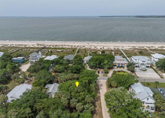 Property at 3329 Palmetto Blvd, Edisto Beach, SC 29438
