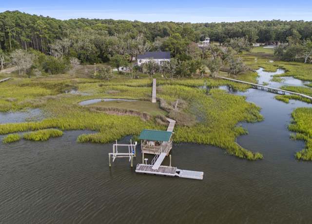 Property at 8272 Palmetto Rd, Edisto Island, SC 29438, 3 beds, 3 baths