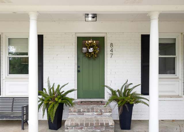 Property at 847 Condon Dr, James Island, SC 29412, 3 beds, 2.5 baths