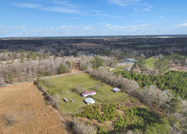 Property at 129 Farmers Market Rd, Saint George, SC 29477, 3 beds, 2 baths