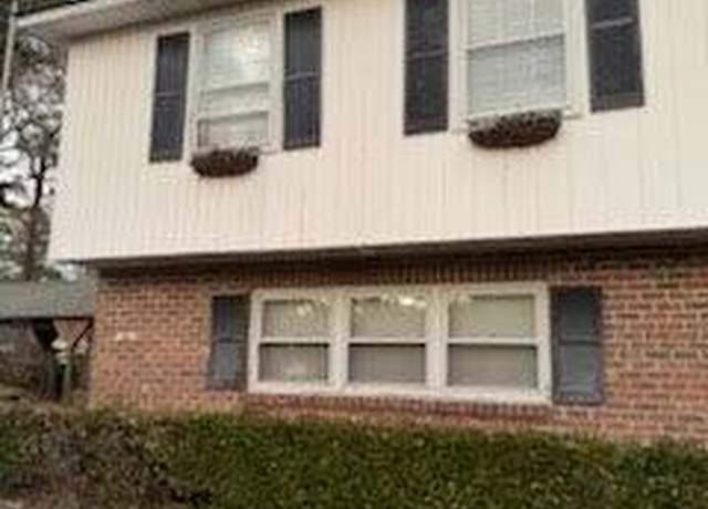 Property at 1972 Green Park Ave, Charleston, SC 29414, 3 beds, 1.5 baths
