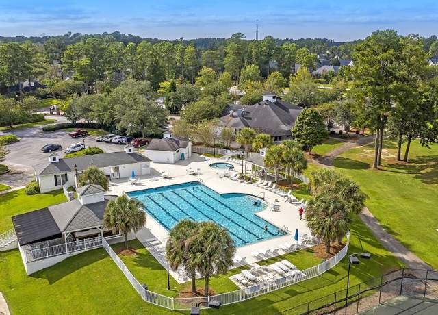 Property at 112 Riviera Dr, Summerville, SC 29483, 3 beds, 2 baths