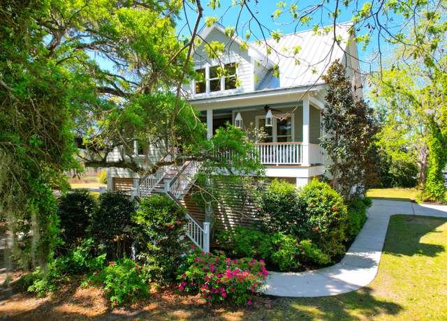 Property at 29 Morrison Ave, Mcclellanville, SC 29458, 4 beds, 4 baths