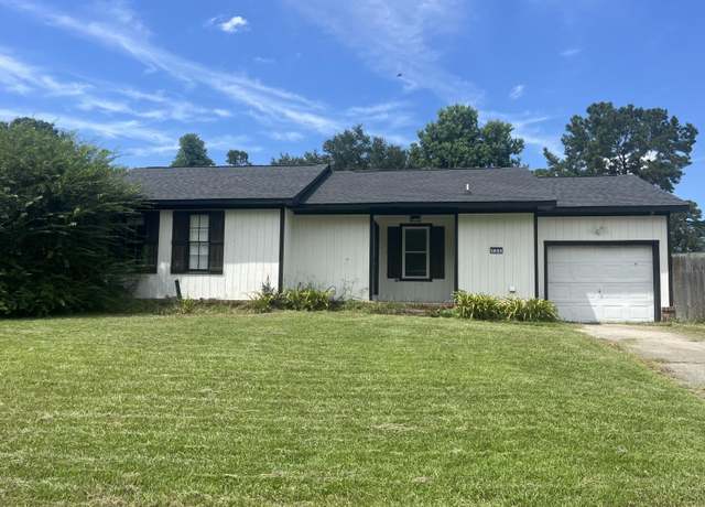 Property at 121 Heather Dr, Summerville, SC 29486, 3 beds, 2 baths