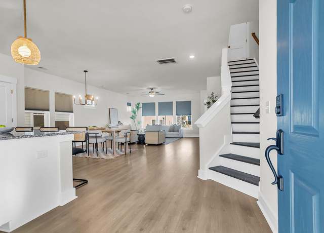 Property at 105 Archdale St, Summerville, SC 29486, 3 beds, 2.5 baths