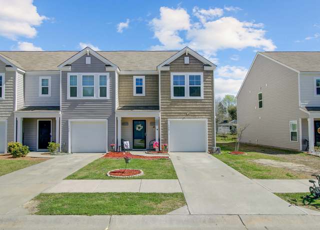 Property at 124 Gaura Ln, Summerville, SC 29483, 3 beds, 2.5 baths