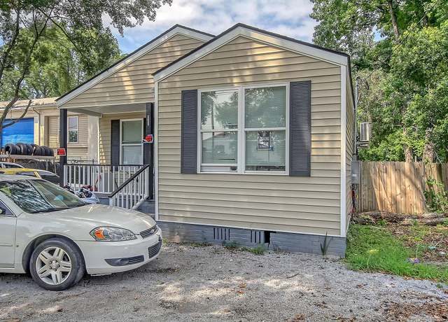 Property at 2832 Ranger Dr, North Charleston, SC 29405, 3 beds, 2 baths