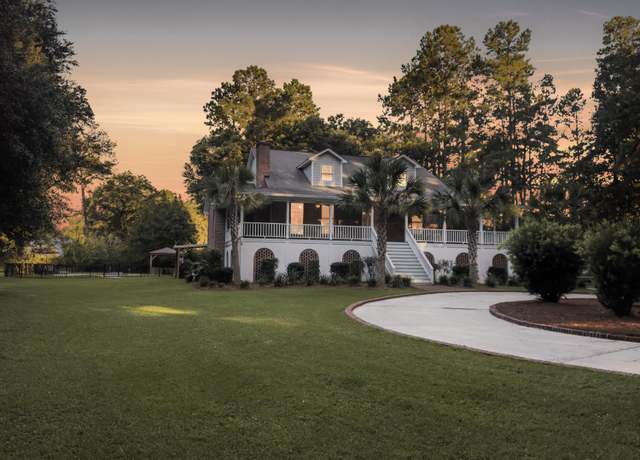 Property at 102 Flud St, Summerville, SC 29483, 4 beds, 4.5 baths