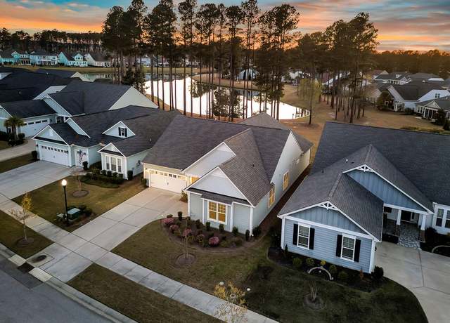 Property at 105 Bluff Isle Ct, Summerville, SC 29486, 2 beds, 2.5 baths
