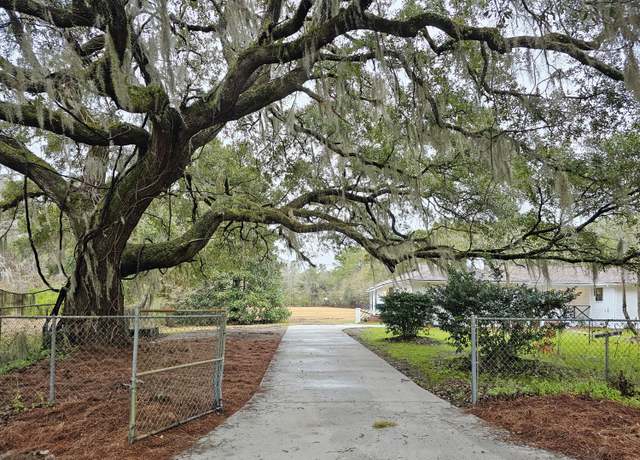Property at 488 Society Rd, Mcclellanville, SC 29458, 3 beds, 2.5 baths