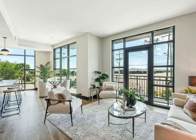 Property at 5 Gadsdenboro St #204, Charleston, SC 29401, 1 bed, 2 baths