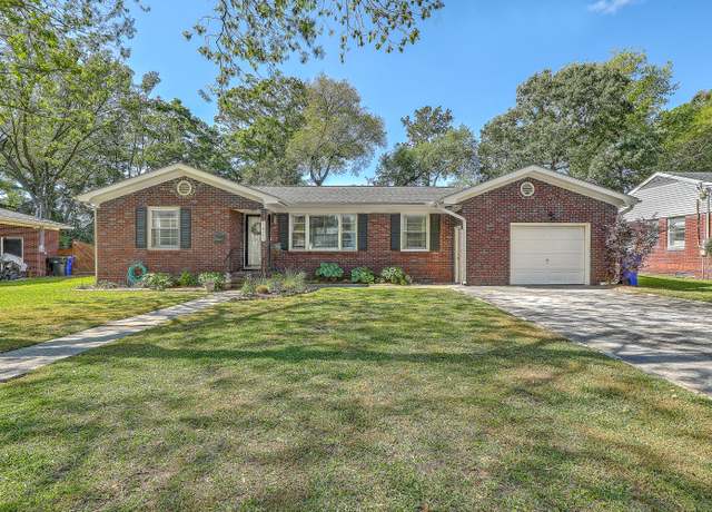Property at 1421 Fairfield Ave, Charleston, SC 29407, 3 beds, 2.5 baths