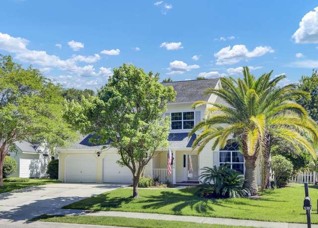 Property at 434 Antebellum Ln, Mount Pleasant, SC 29464, 4 beds, 2.5 baths