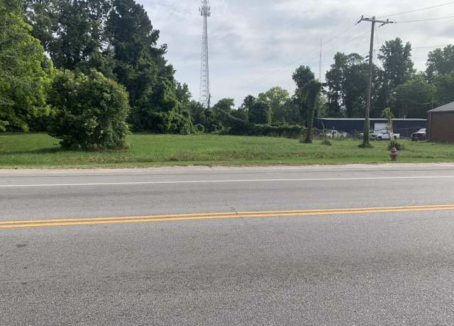 Property at 205 E Boyce St, Manning, SC 29102