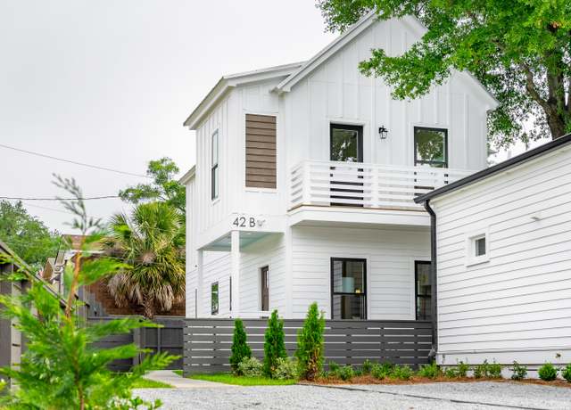 Property at 42 Poinsett St Unit B, Charleston, SC 29403, 3 beds, 2.5 baths