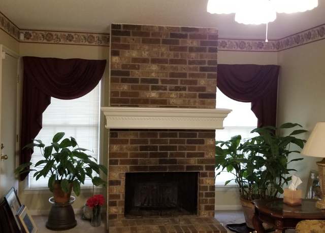 Property at 141 Wintergreen Rd, Walterboro, SC 29488, 3 beds, 2 baths